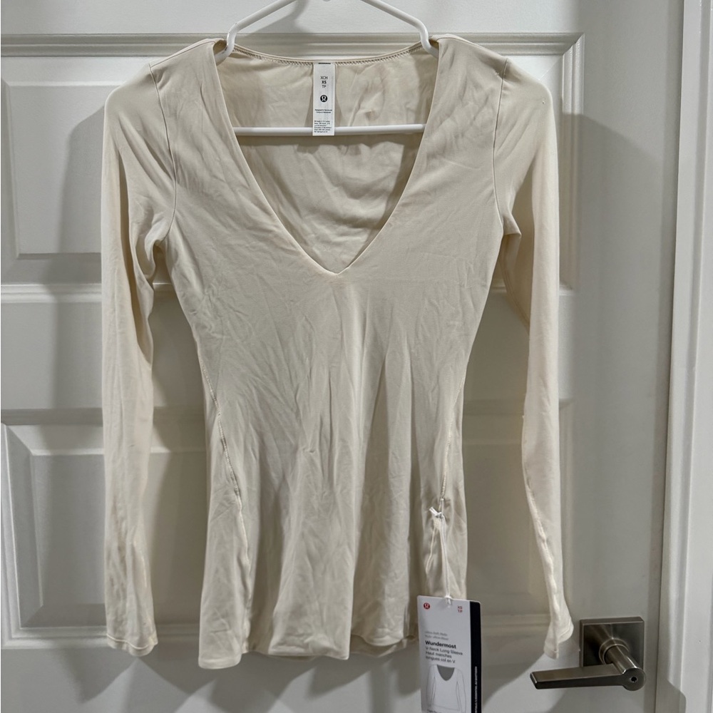 New Lululemon Nulu Long Sleeve V Neck